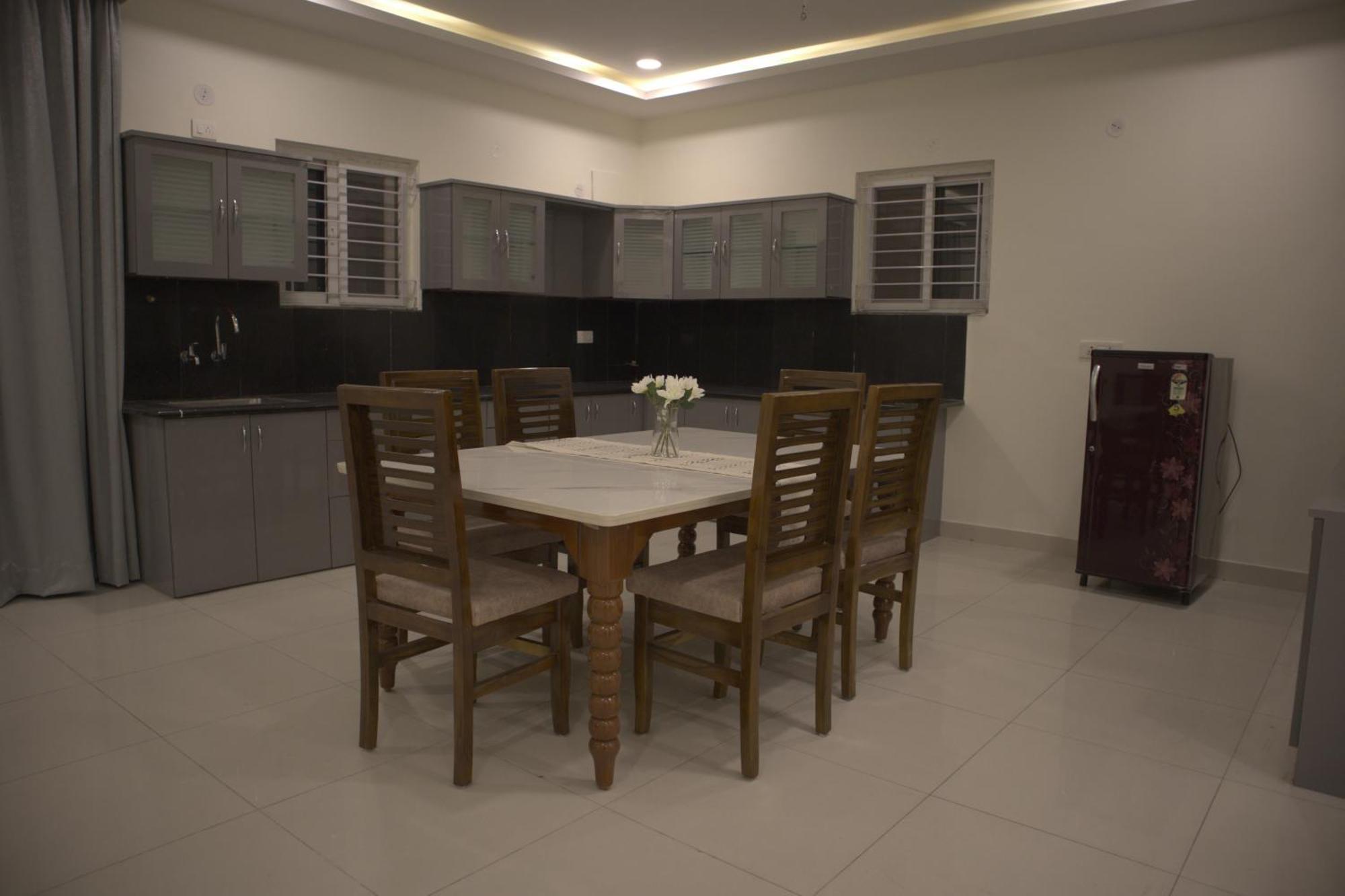 Dcasa Apartment Hotel Hyderabad Exterior photo