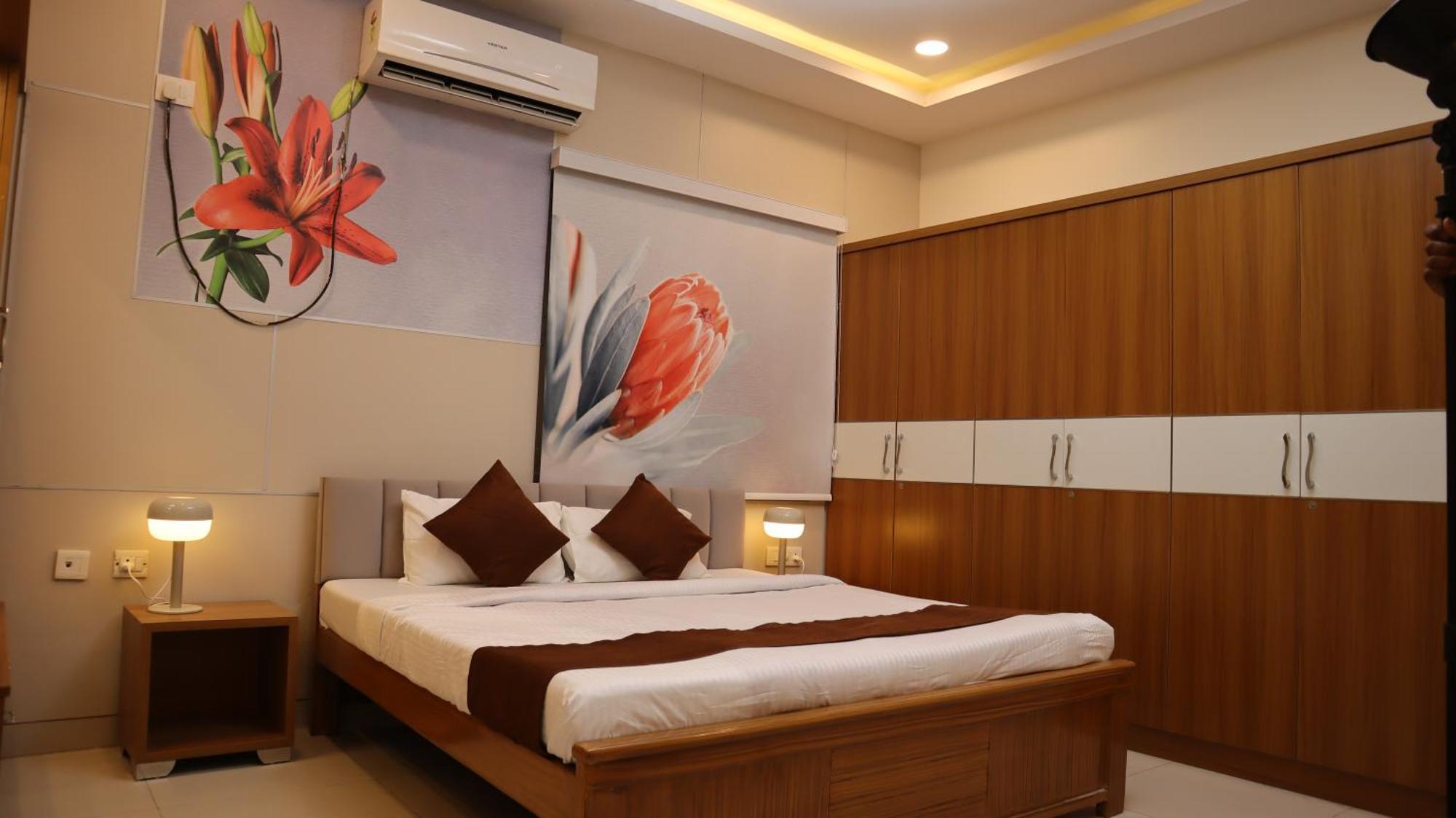 Dcasa Apartment Hotel Hyderabad Exterior photo
