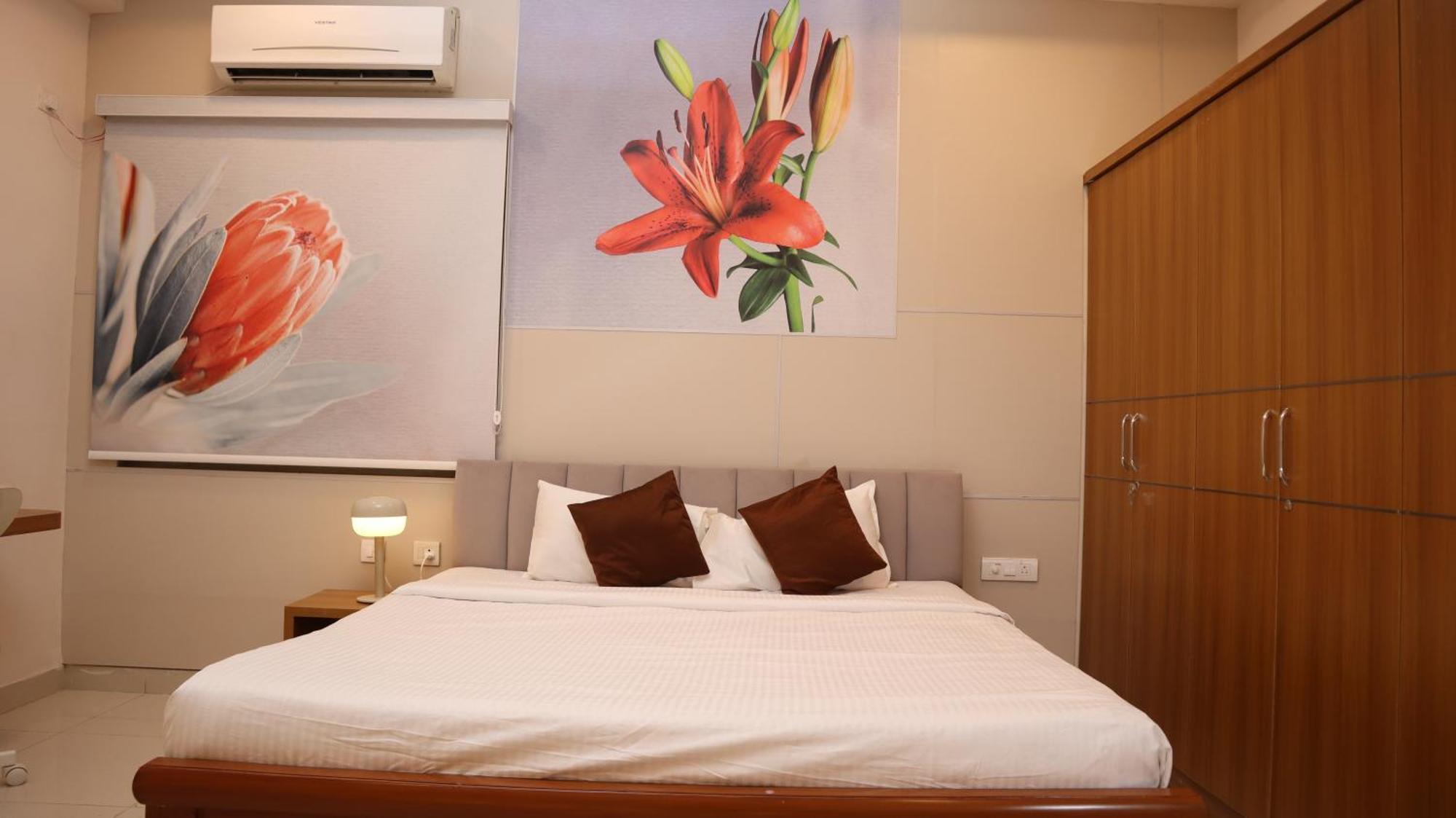 Dcasa Apartment Hotel Hyderabad Exterior photo