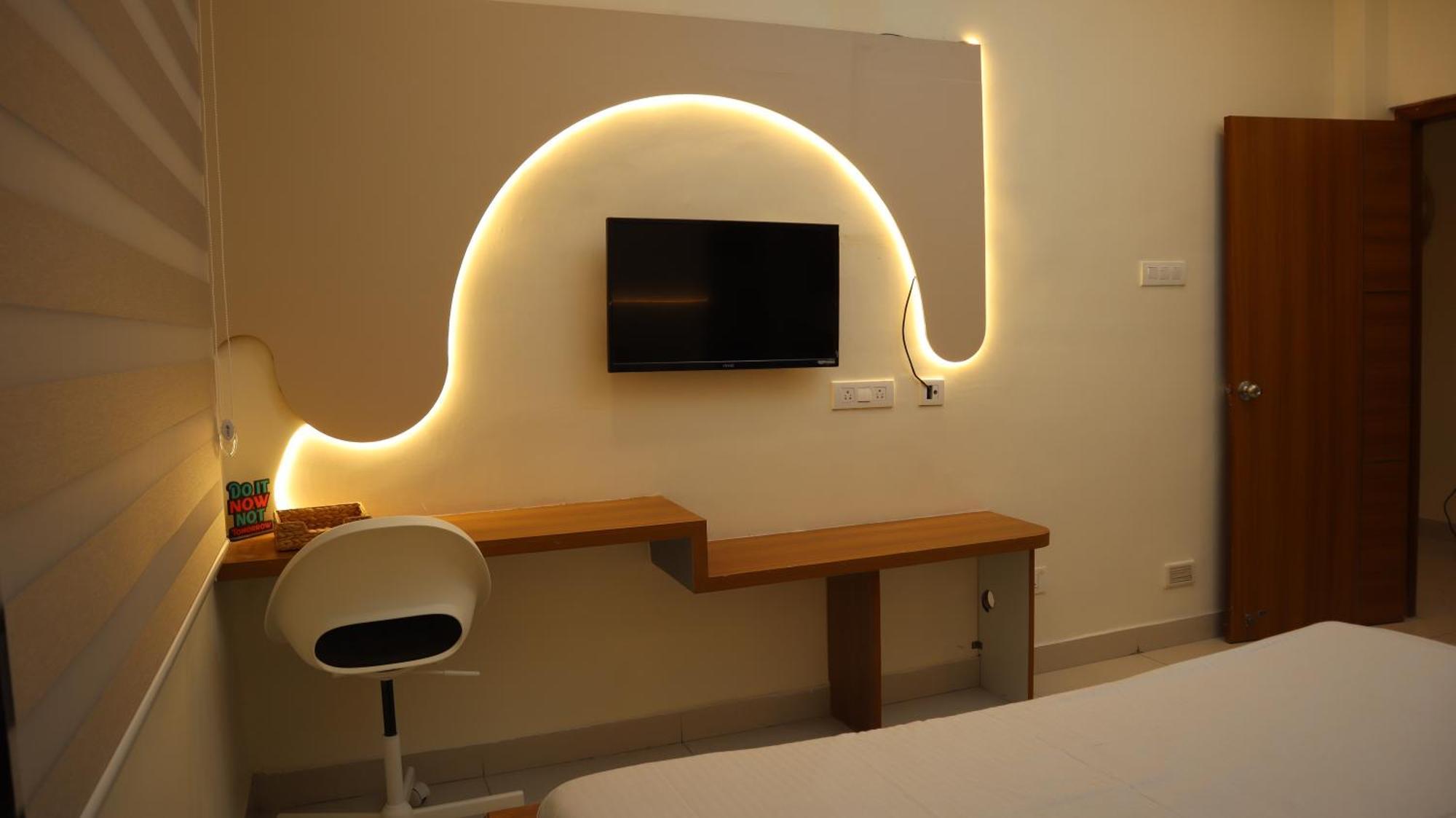 Dcasa Apartment Hotel Hyderabad Exterior photo