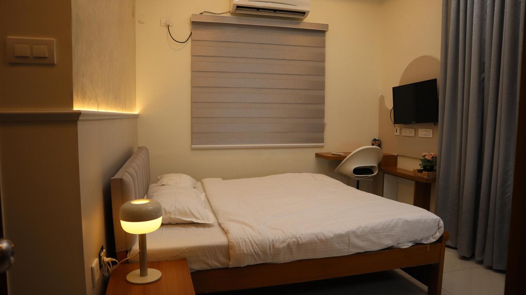 Dcasa Apartment Hotel Hyderabad Exterior photo