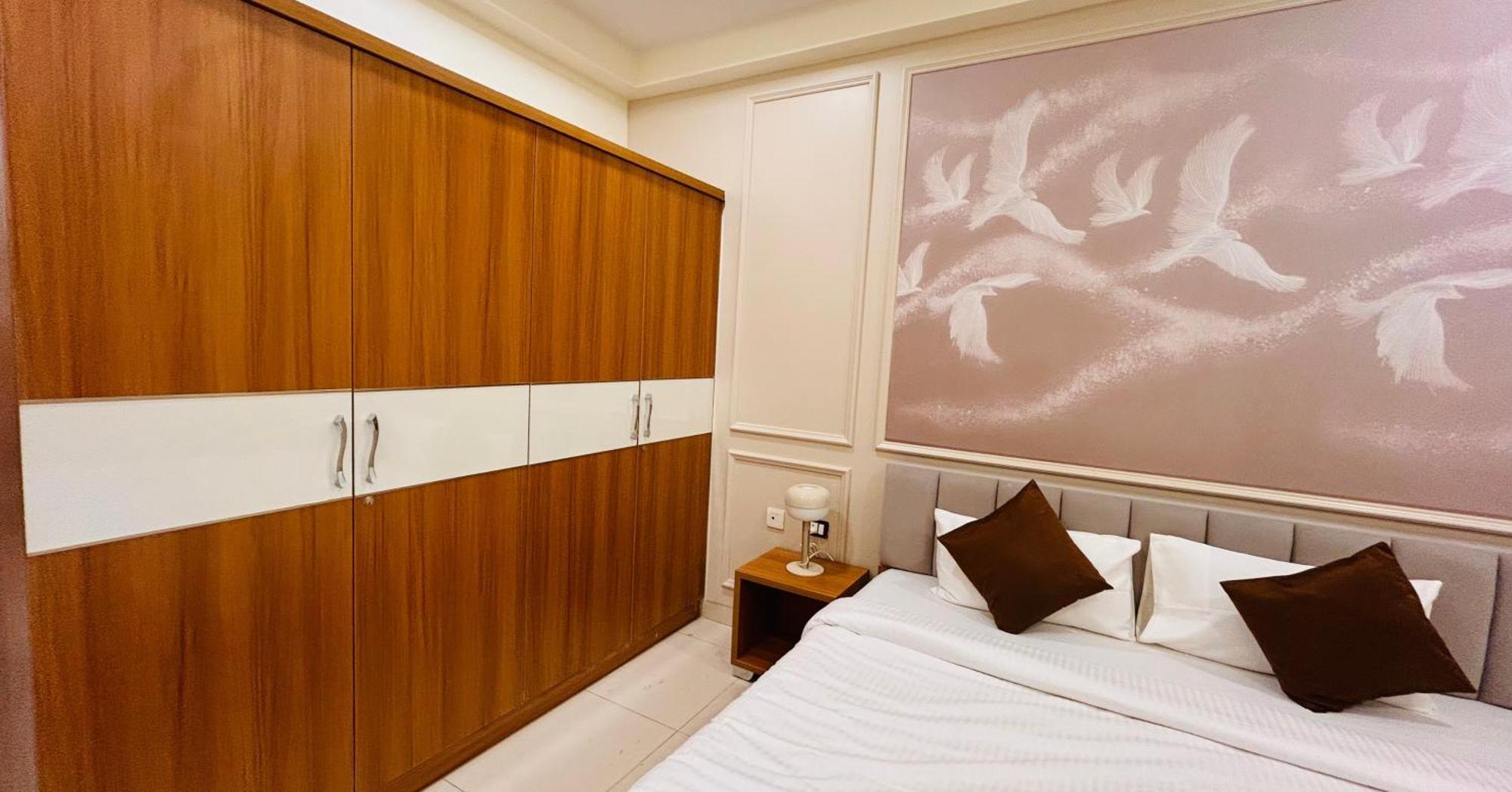 Dcasa Apartment Hotel Hyderabad Exterior photo